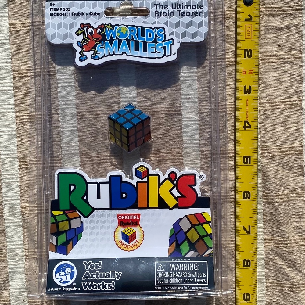 World’s Smallest Rubik Cube Mini Toy